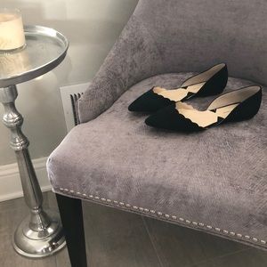 Adrienne Vittadini black suede flats